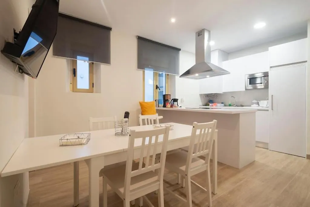 Hogar Del Lirio Apartment Granada