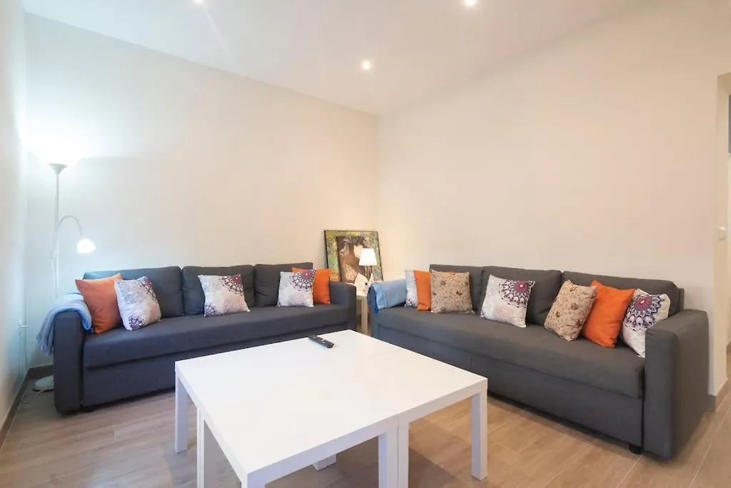 aire acondicionado en toda la casa y parking incluido Granada Apartamento