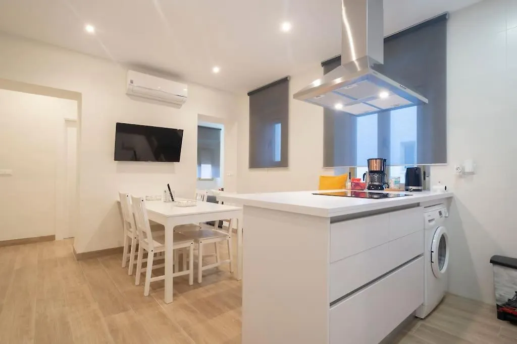 Apartamento aire acondicionado en toda la casa y parking incluido Granada
