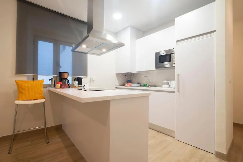Apartamento aire acondicionado en toda la casa y parking incluido Granada